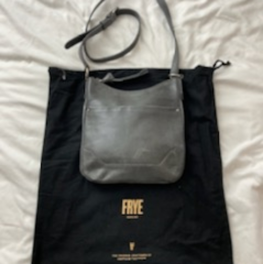 Fry Melissa swing pack crossbody leather Gray